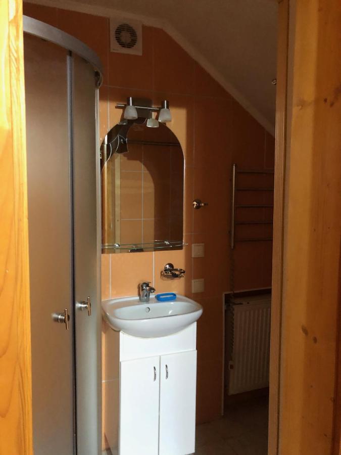 Коттедж Luky Myhove Esterno foto